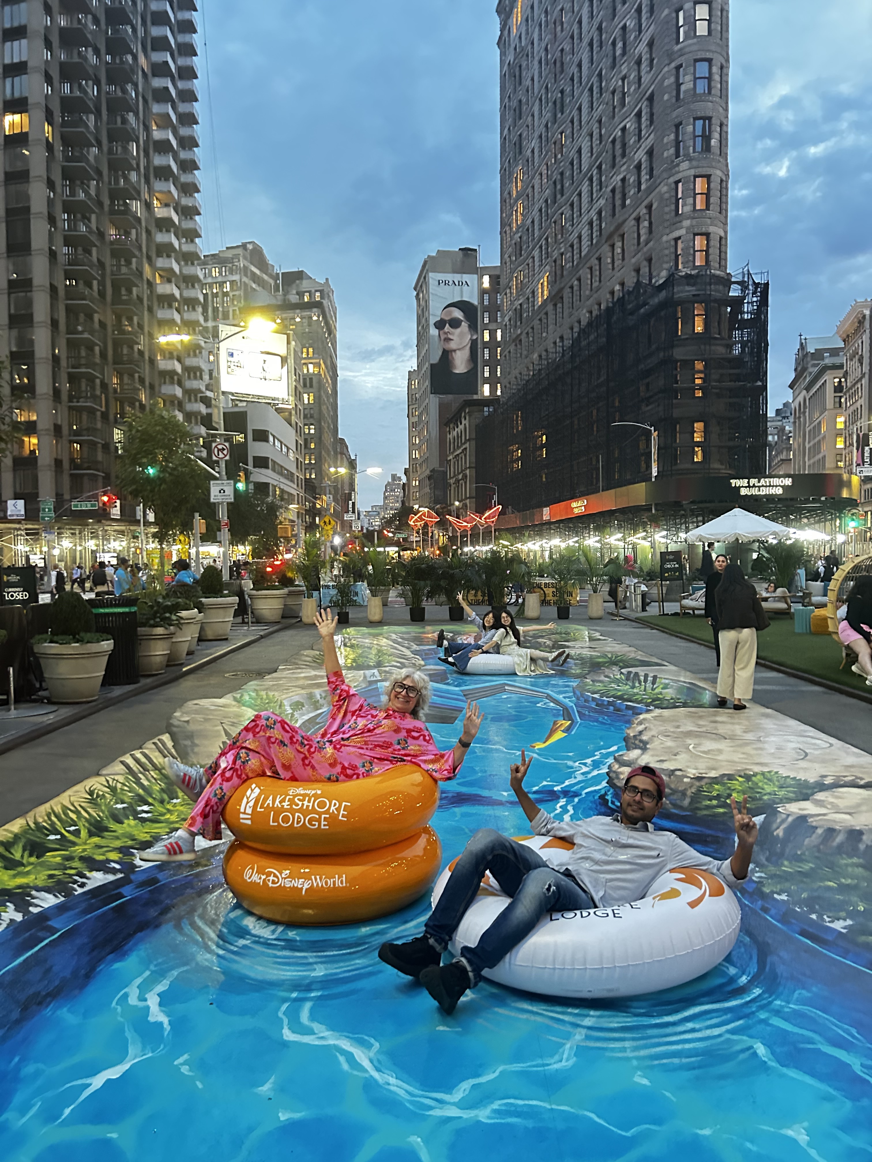 tracy-lee-stum-lakeshore-lodge-3d-.street-art-nyc-15jpeg