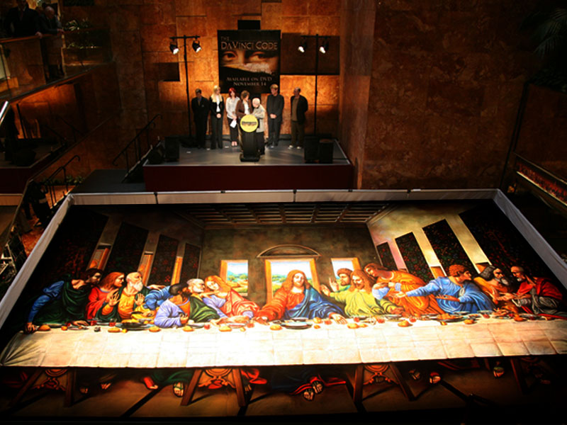‘The Last Supper’ chalk painting by Tracy Lee Stum