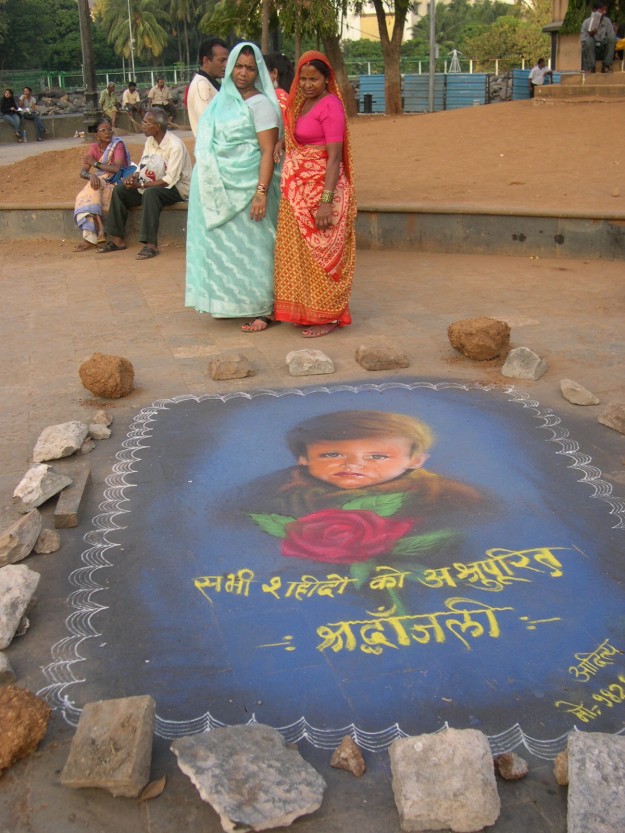 STREET PAINTING AS PUBLIC ART