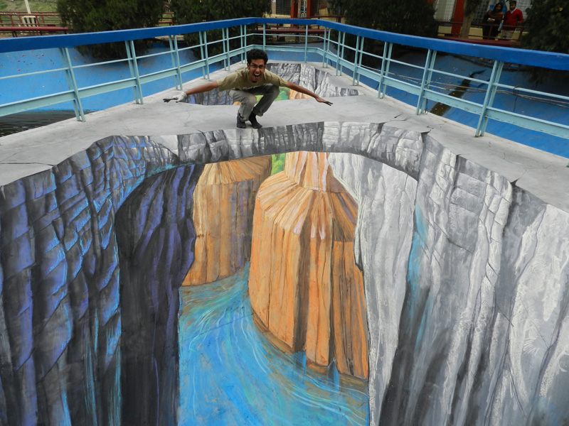 3D street art bridge in Kolkata, India with Tracy Lee Stum