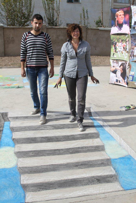 3D Chalk Artist Tracy Lee Stum in Dushanbe