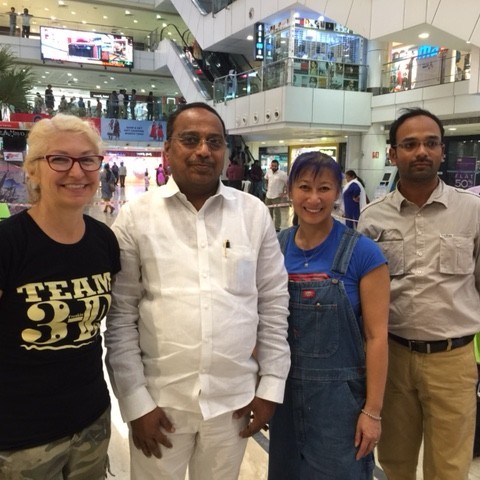 Ken Foundation and CMR Mall representatives