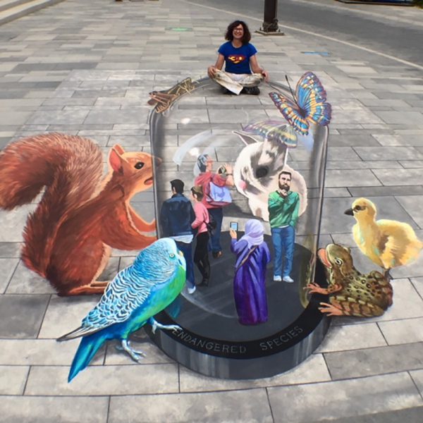 tracy lee stum, 3d street art, 3d street painting, dubai canvas