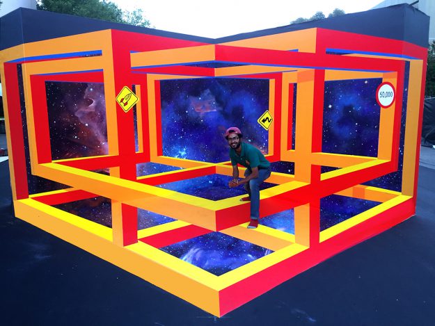 tracy lee stum, 3d street art, augmented reality installations, spacestation
