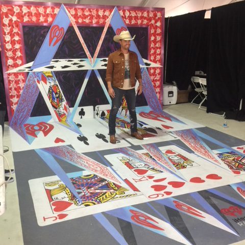 tracy lee stum, 3d street art, 3d street painting, iheart radio, house of cards