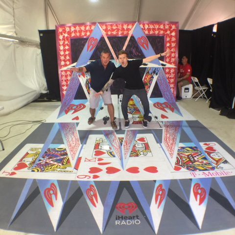 tracy lee stum, 3d street art, 3d street painting, iheart radio, house of cards